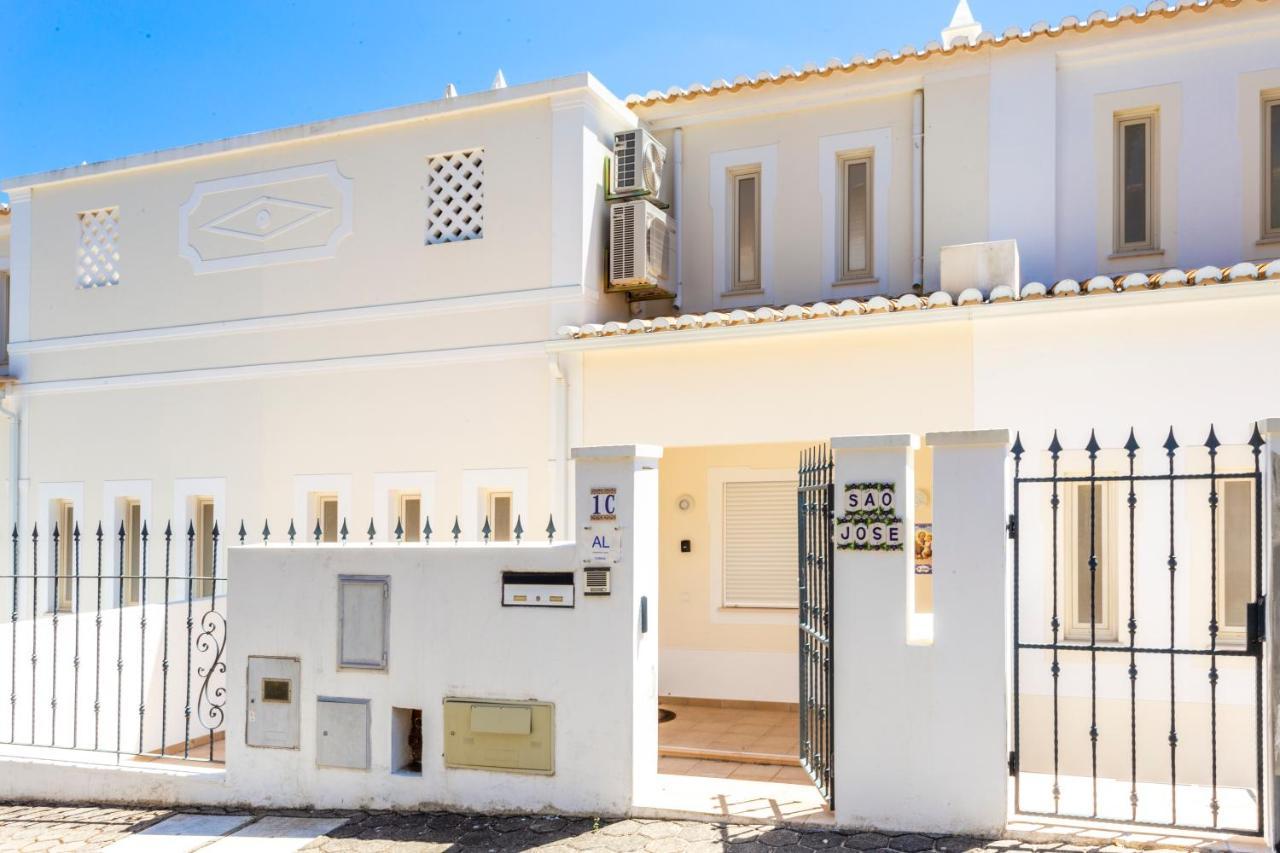 Cozy & Luxurious Getaway - 3 Decks Oceanview & Pool - Sao Jose Apartamento Lagos Exterior foto
