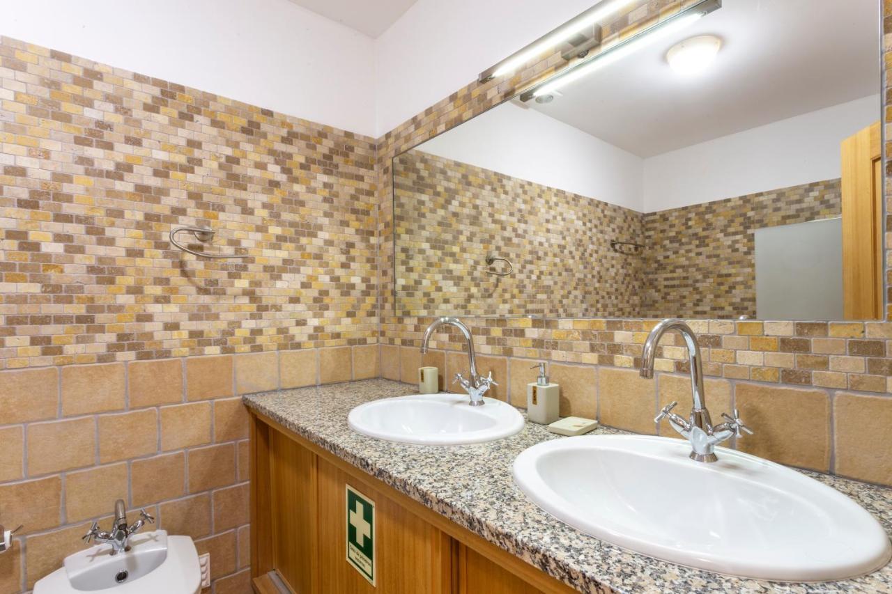 Cozy & Luxurious Getaway - 3 Decks Oceanview & Pool - Sao Jose Apartamento Lagos Exterior foto